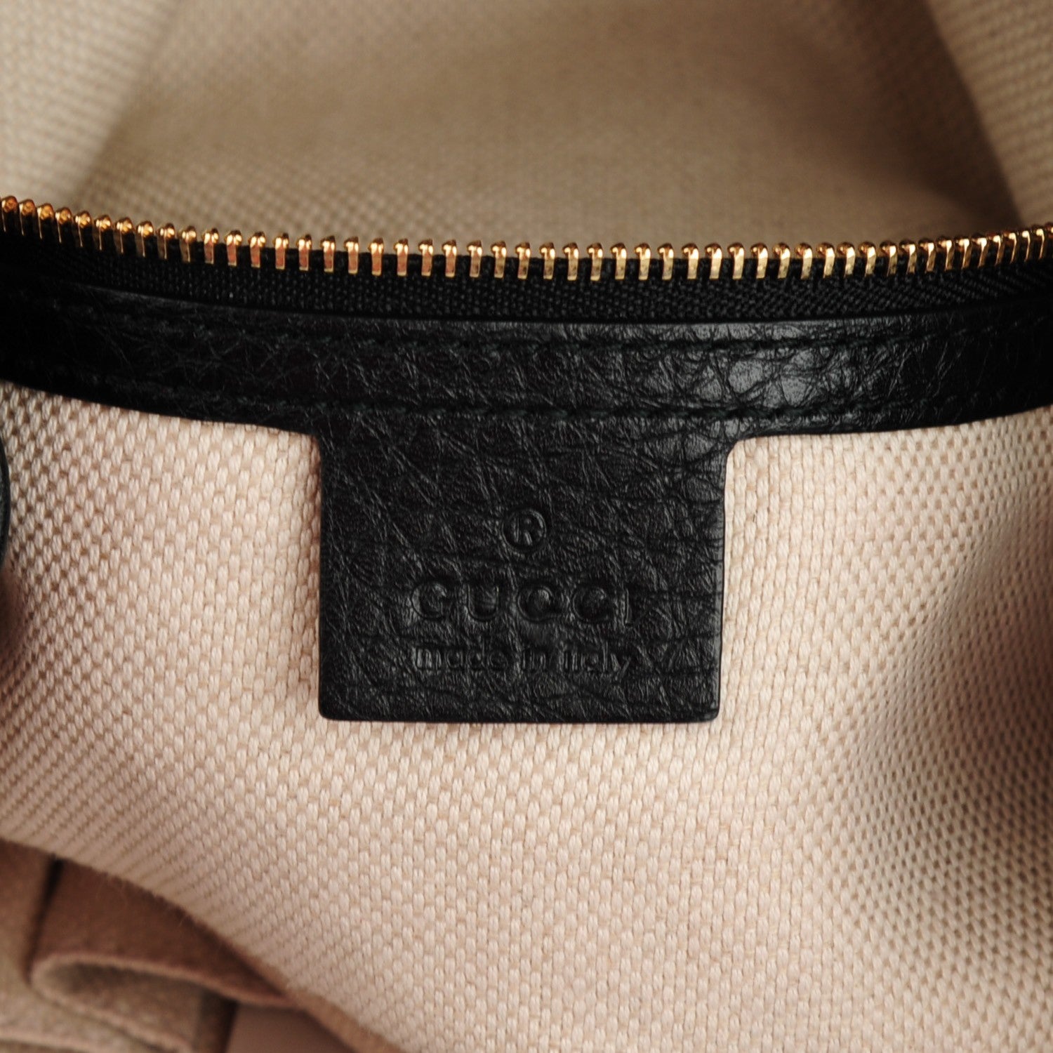 Gucci Pebbled Calfskin Medium Soho Chain Shoulder Bag Black 6 of 7