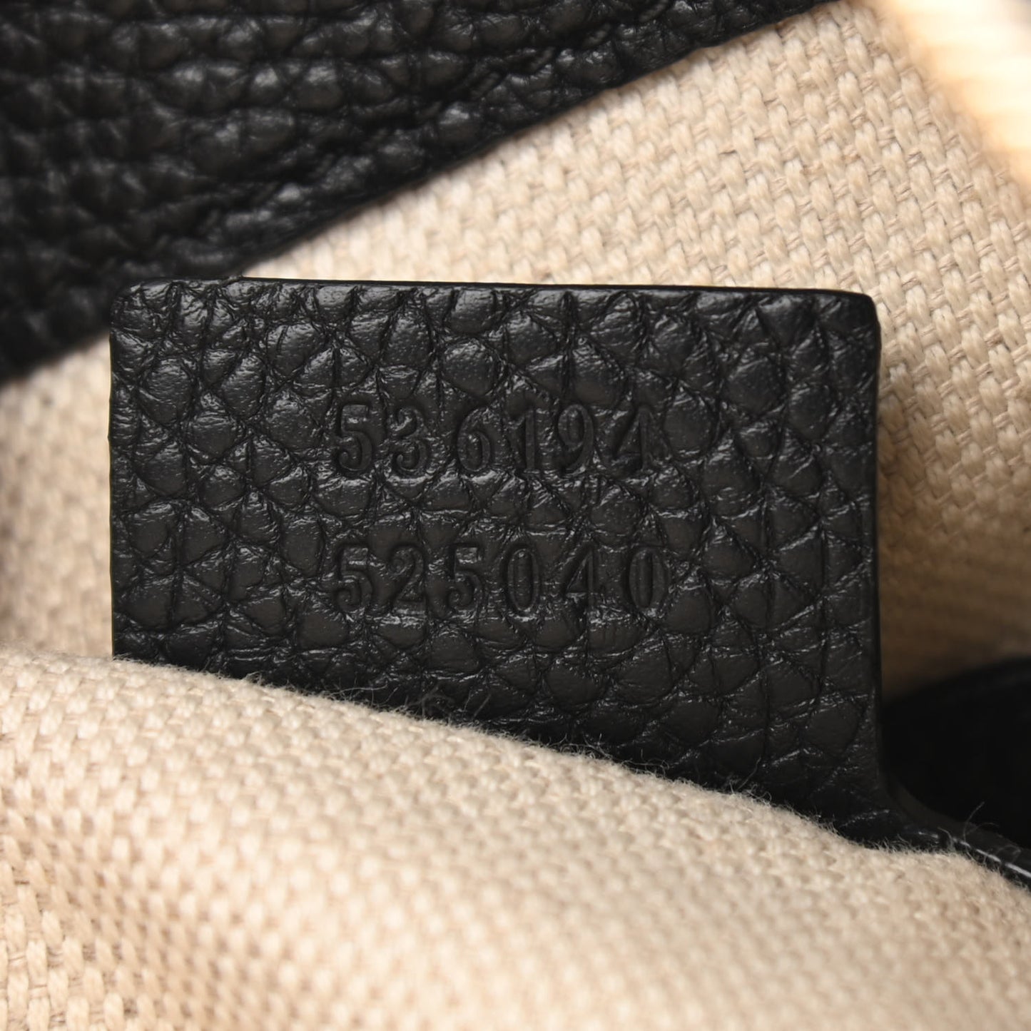 Pebbled Calfskin Large Soho Hobo Black