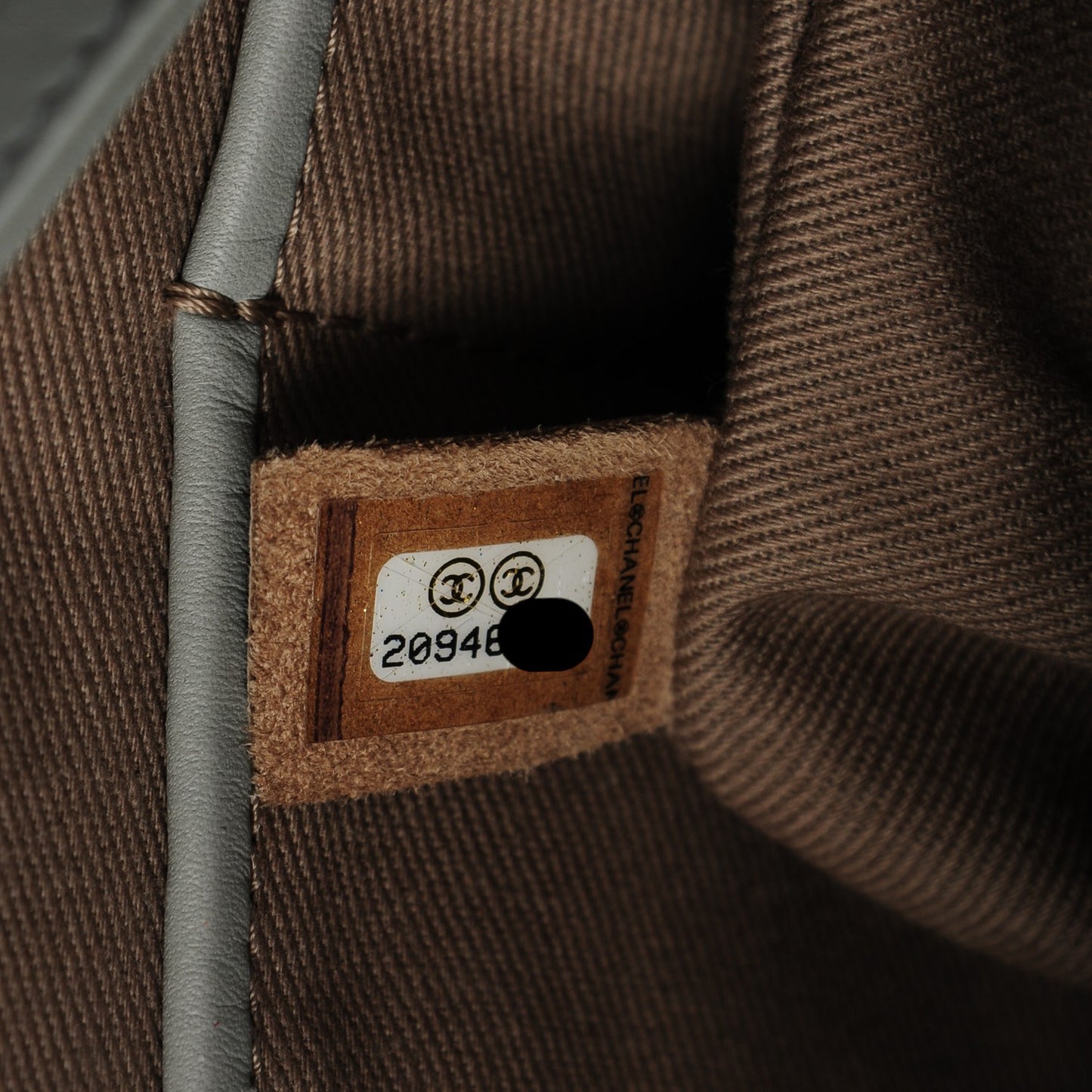 Calfskin CC Pocket Hobo Grey
