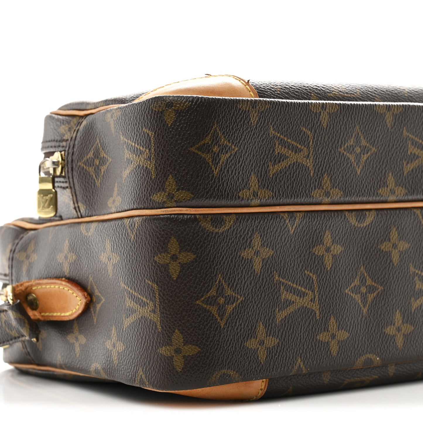 Monogram Nil 28