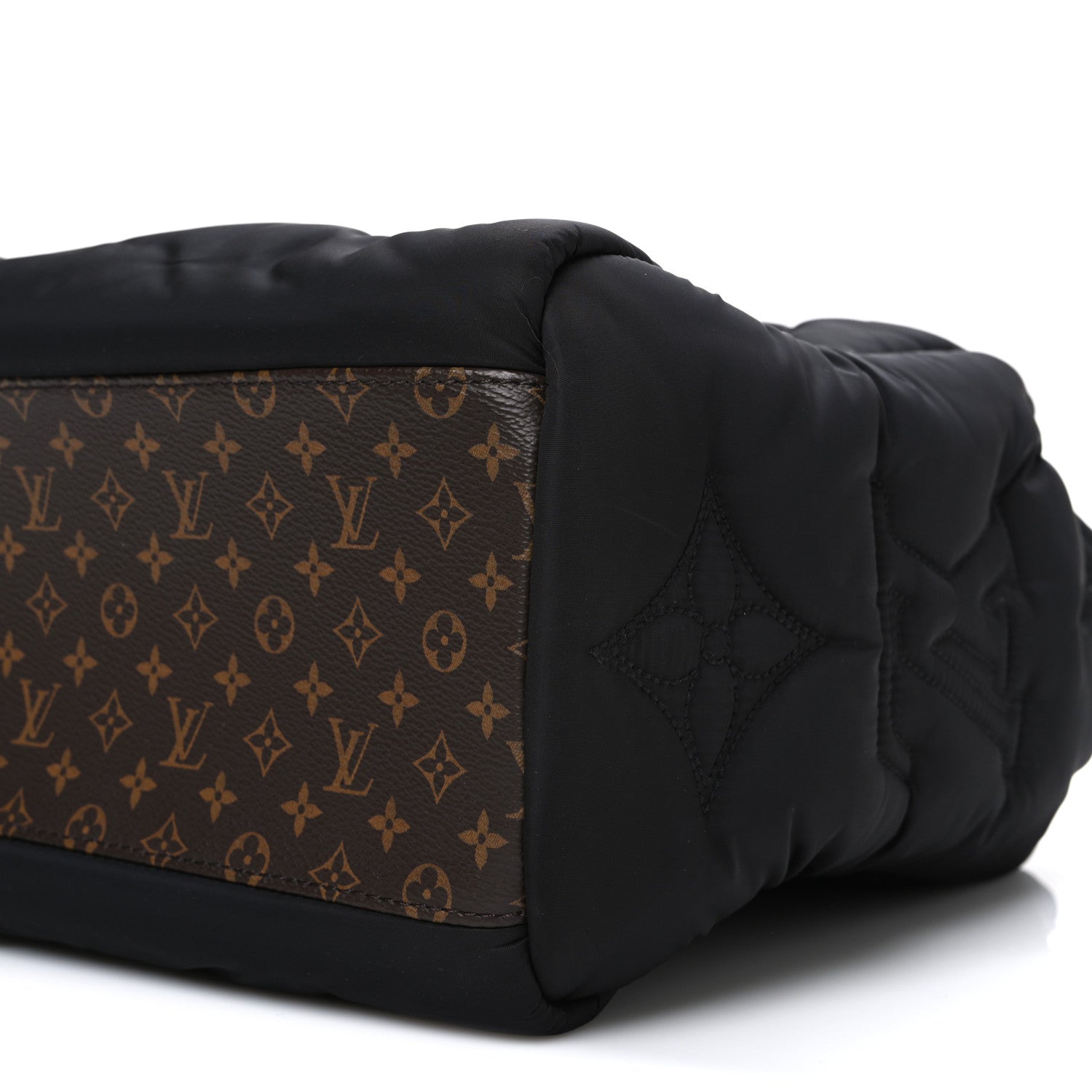 Louis Vuitton Econyl Monogram Pillow Giant Onthego MM Black 9 of 9