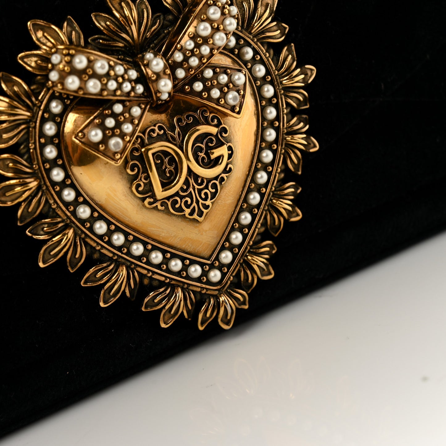 Velvet Medium Devotion Crossbody Bag Black