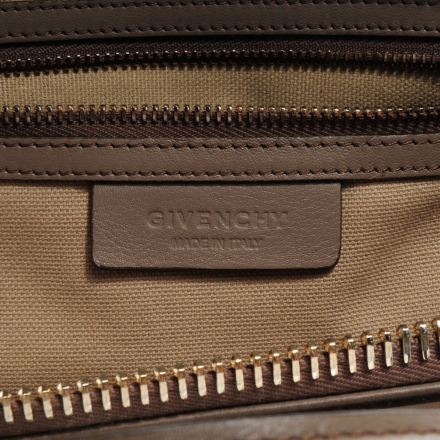 Antique Calfskin Medium Antigona Grey