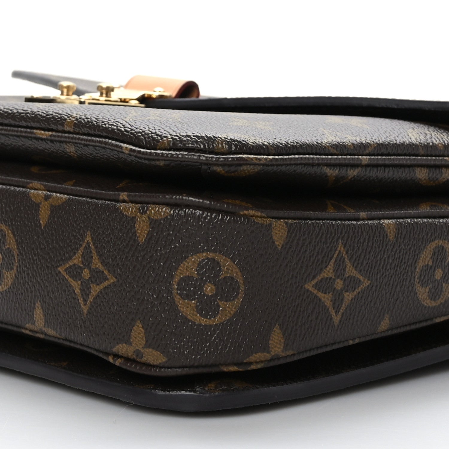 Louis Vuitton Monogram Pochette Metis 9 of 9