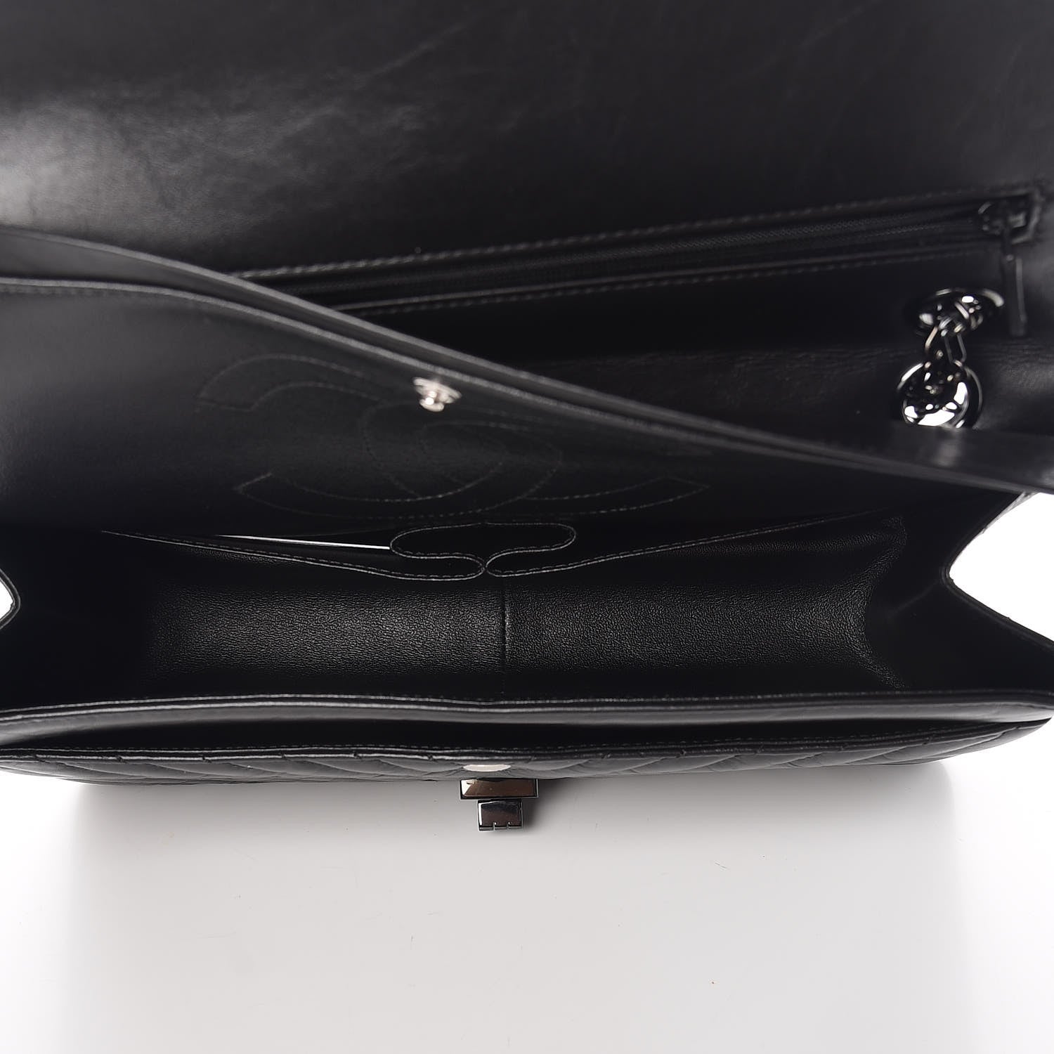 Chanel Aged Calfskin Chevron Quilted 2.55 Reissue 226 So Black 5 of 11