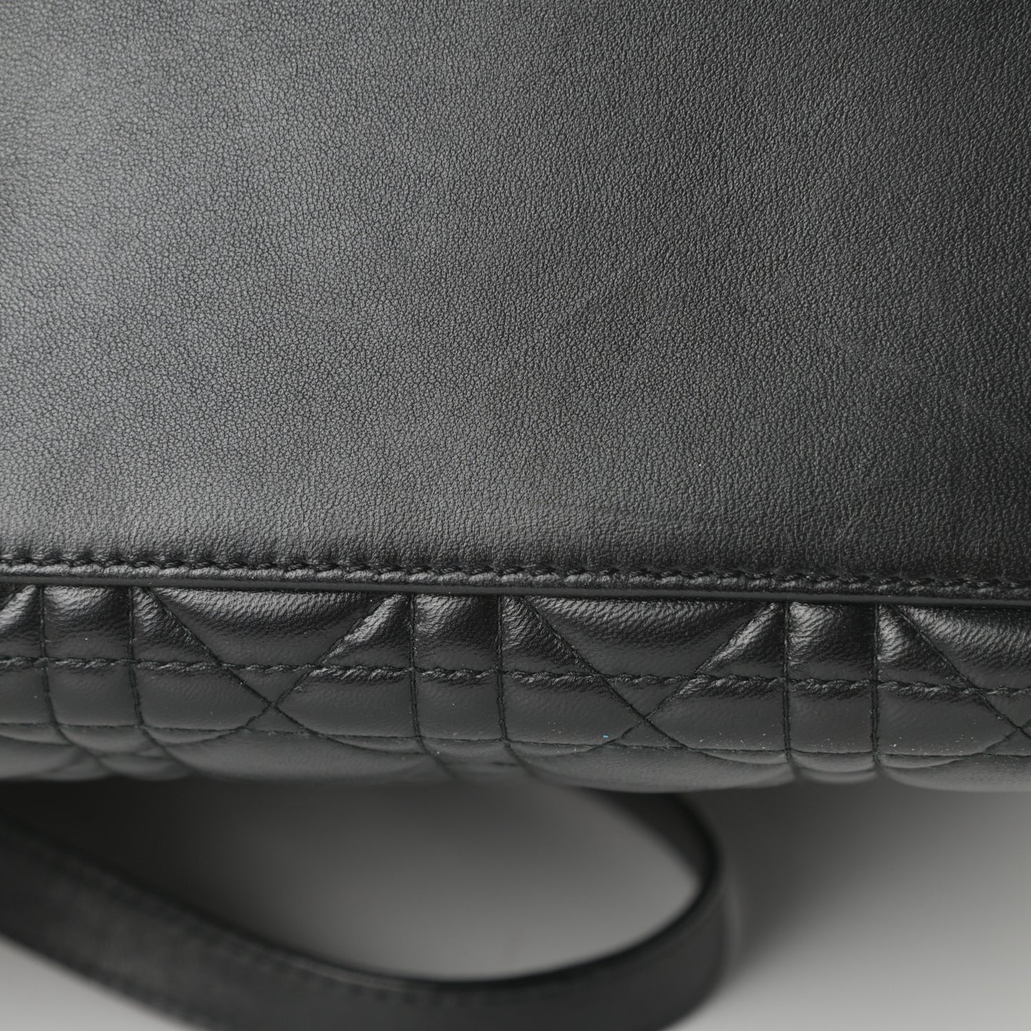 Lambskin Cannage Large Lady Dior Black