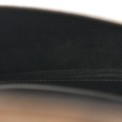 Louis Vuitton Reverse Monogram Tilsitt 5 of 11
