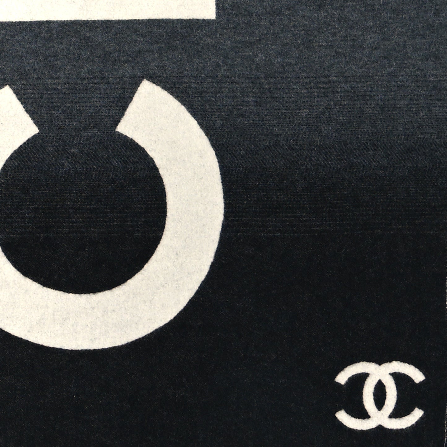 Cashmere Wool Logo Stole Black White