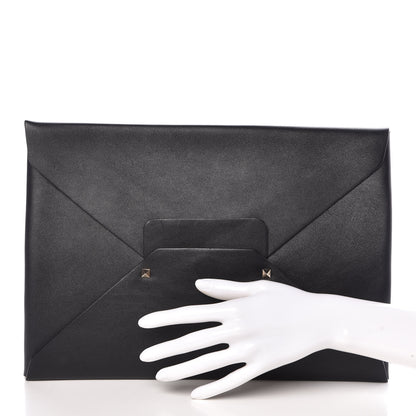 Valentino Garavani Vitello Rockstud Envelope Clutch Bag Black 2 of 9