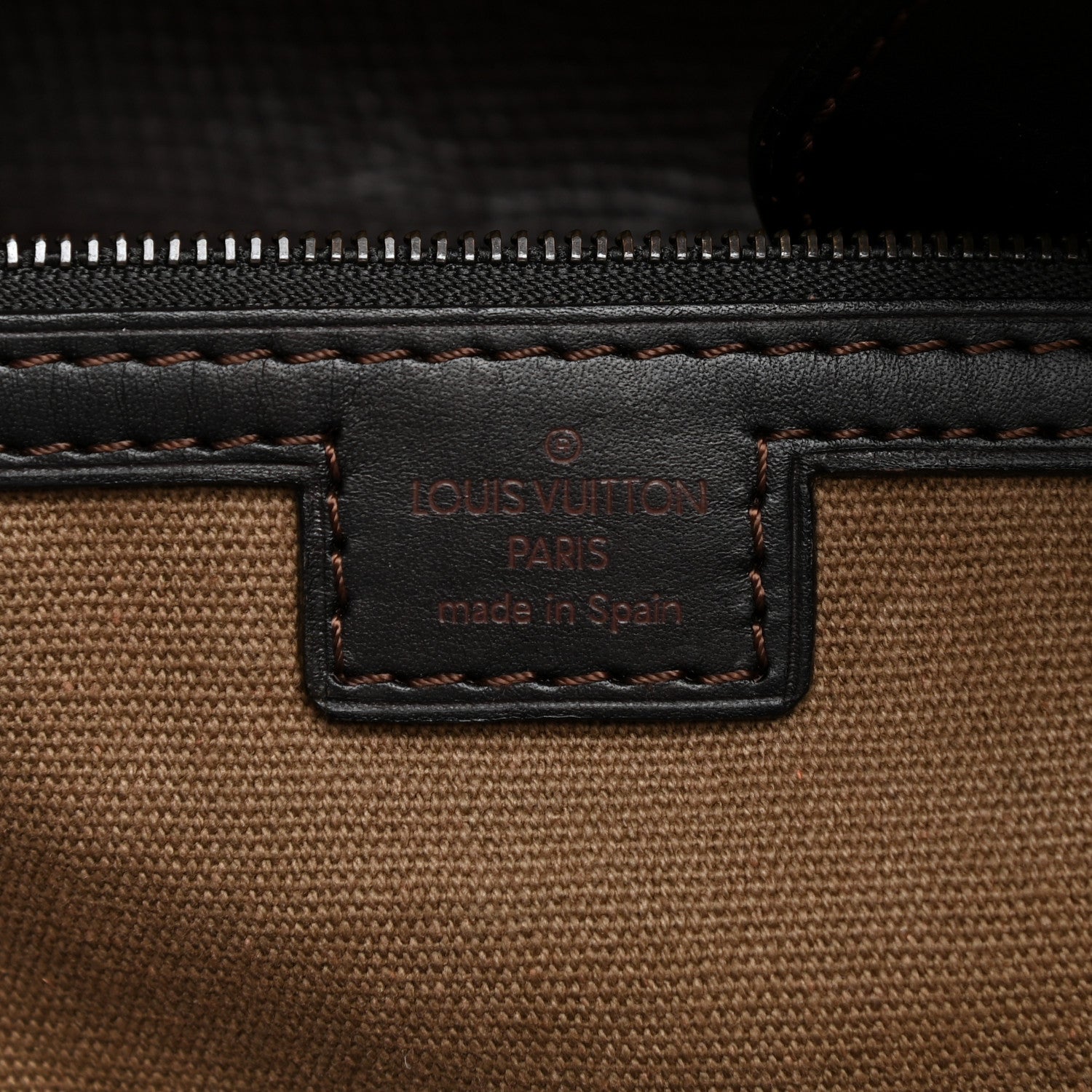 Louis Vuitton Utah Sac Week-End Coffee 5 of 14