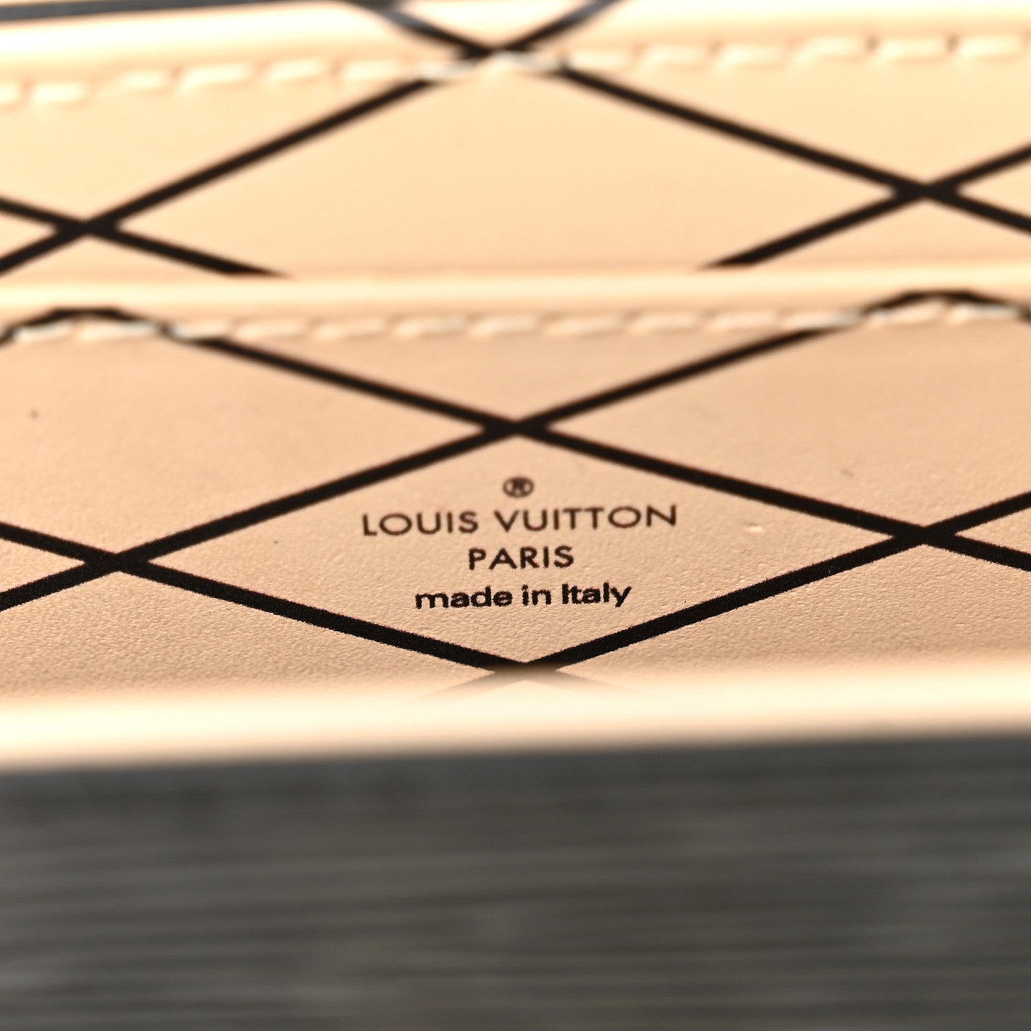 Louis Vuitton Epi Pochette Trunk Verticale Black 5 of 9