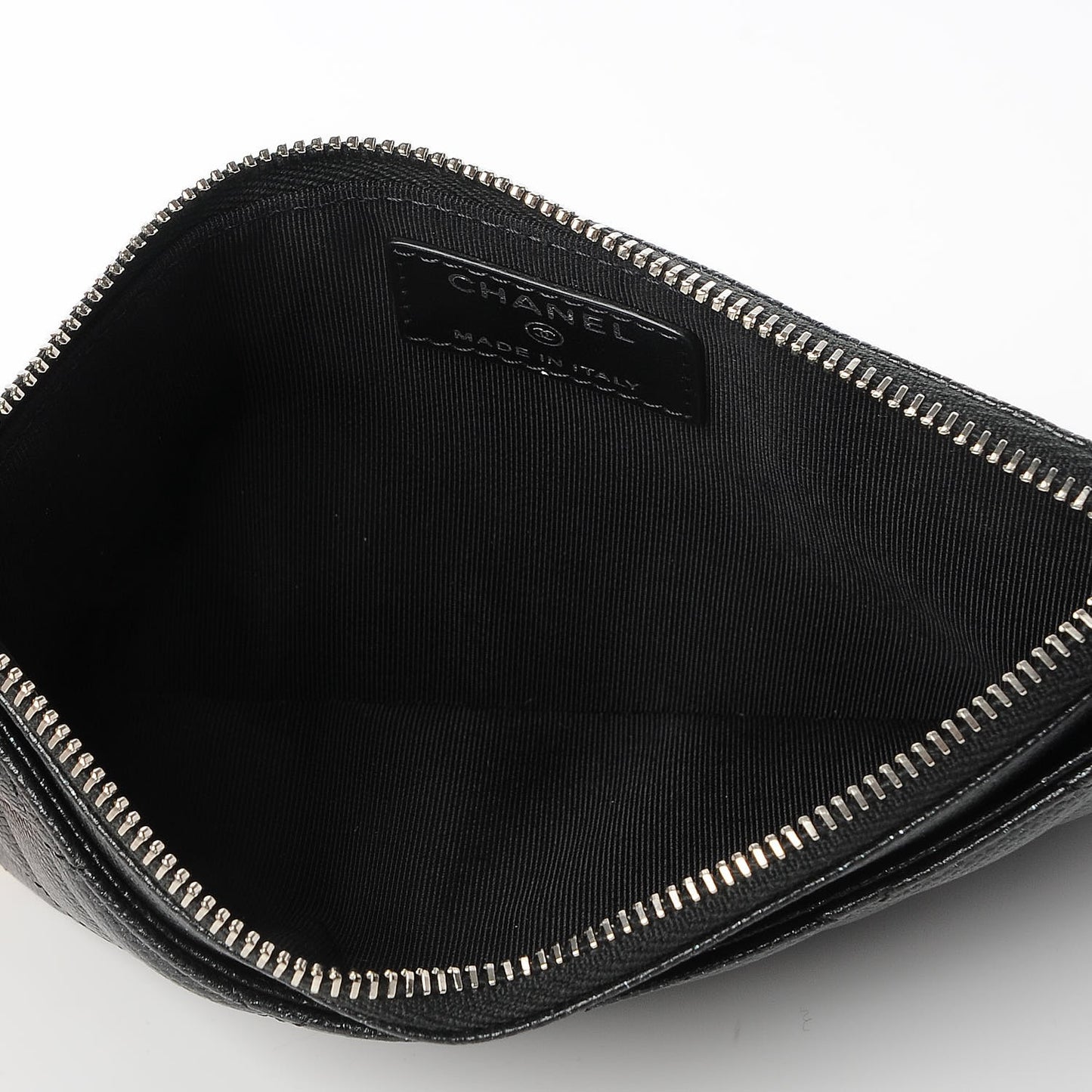 Caviar Quilted Classic Zip Pouch Black