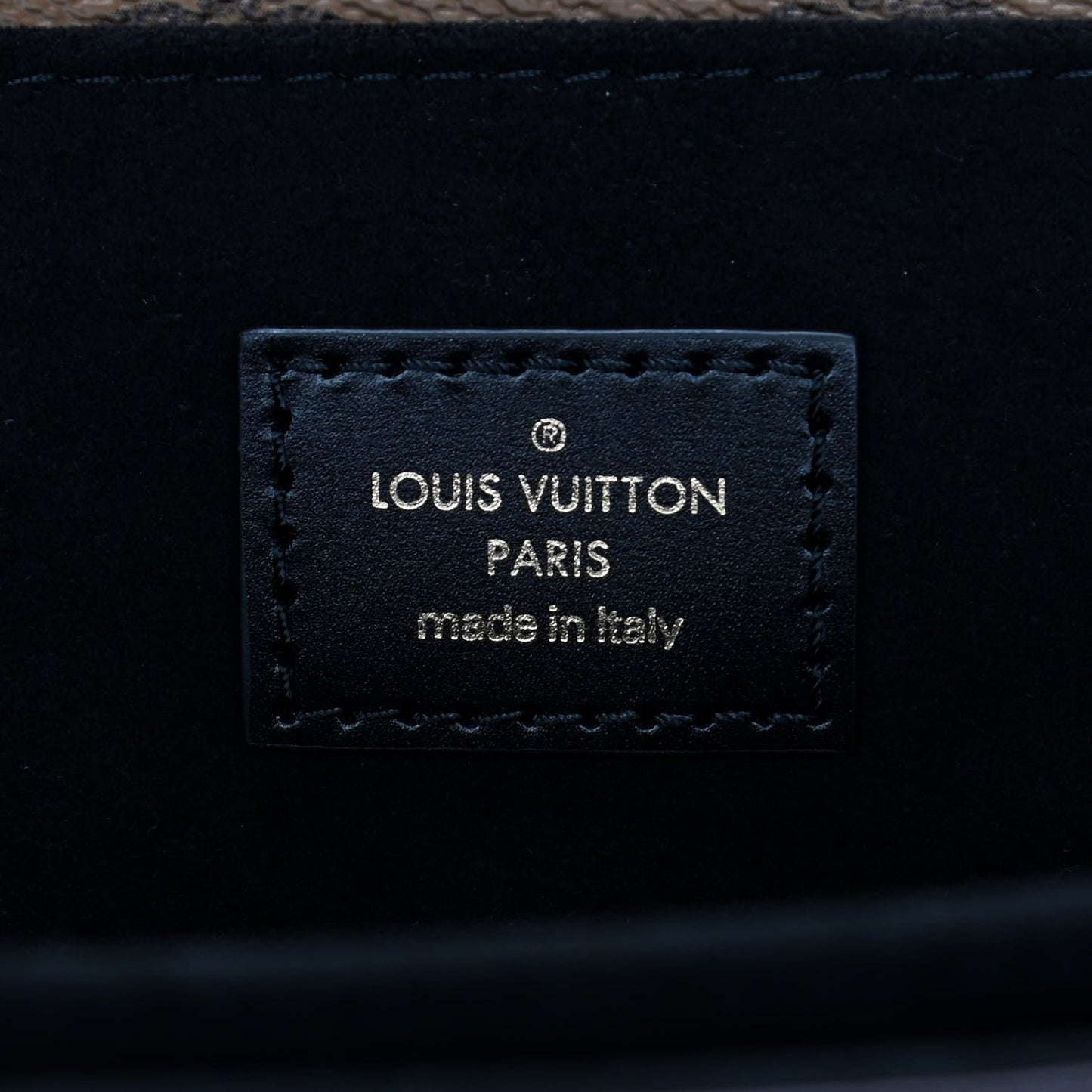 Reverse Monogram Pochette Metis