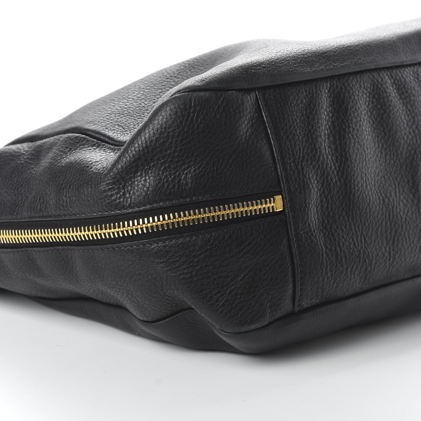 Vitello Daino Side Zip Pocket Hobo Black