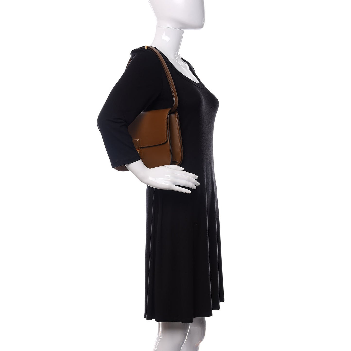 Box Calfskin Medium Classic Box Flap Bag Camel