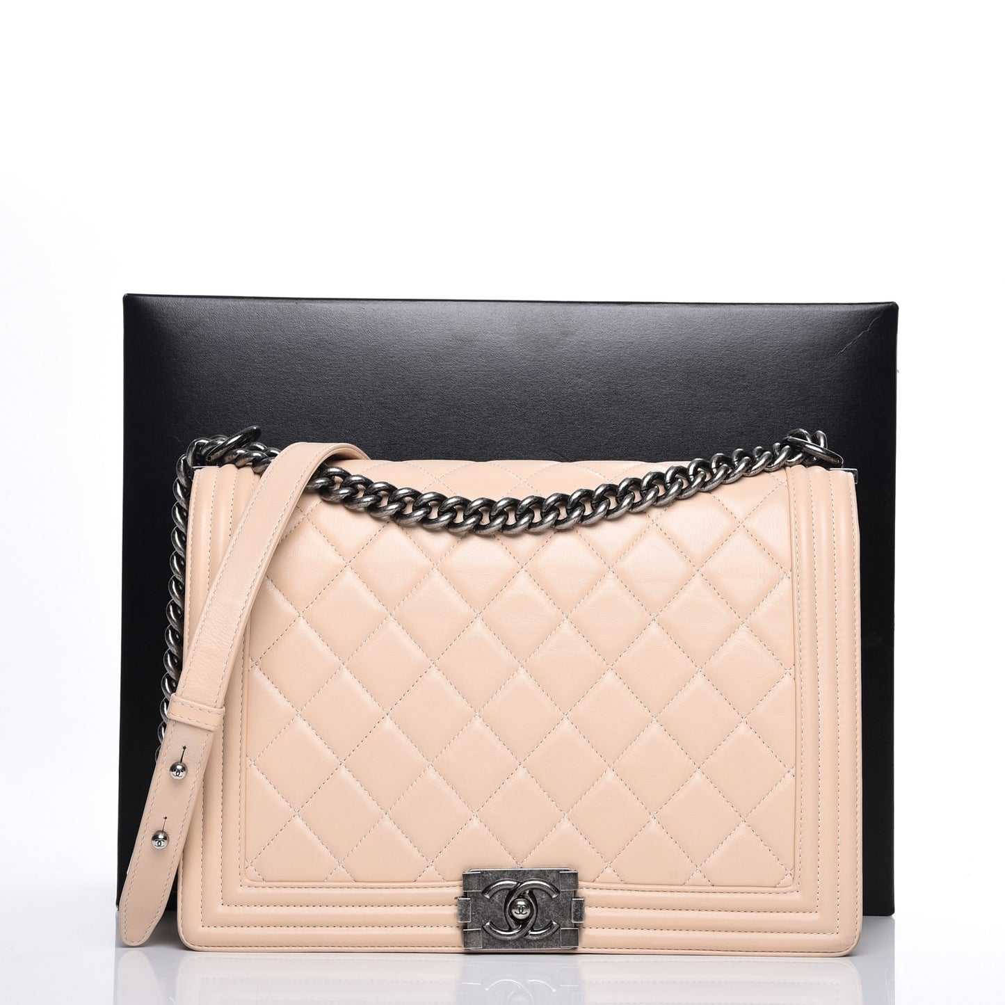 Lambskin Quilted Large Boy Flap Beige