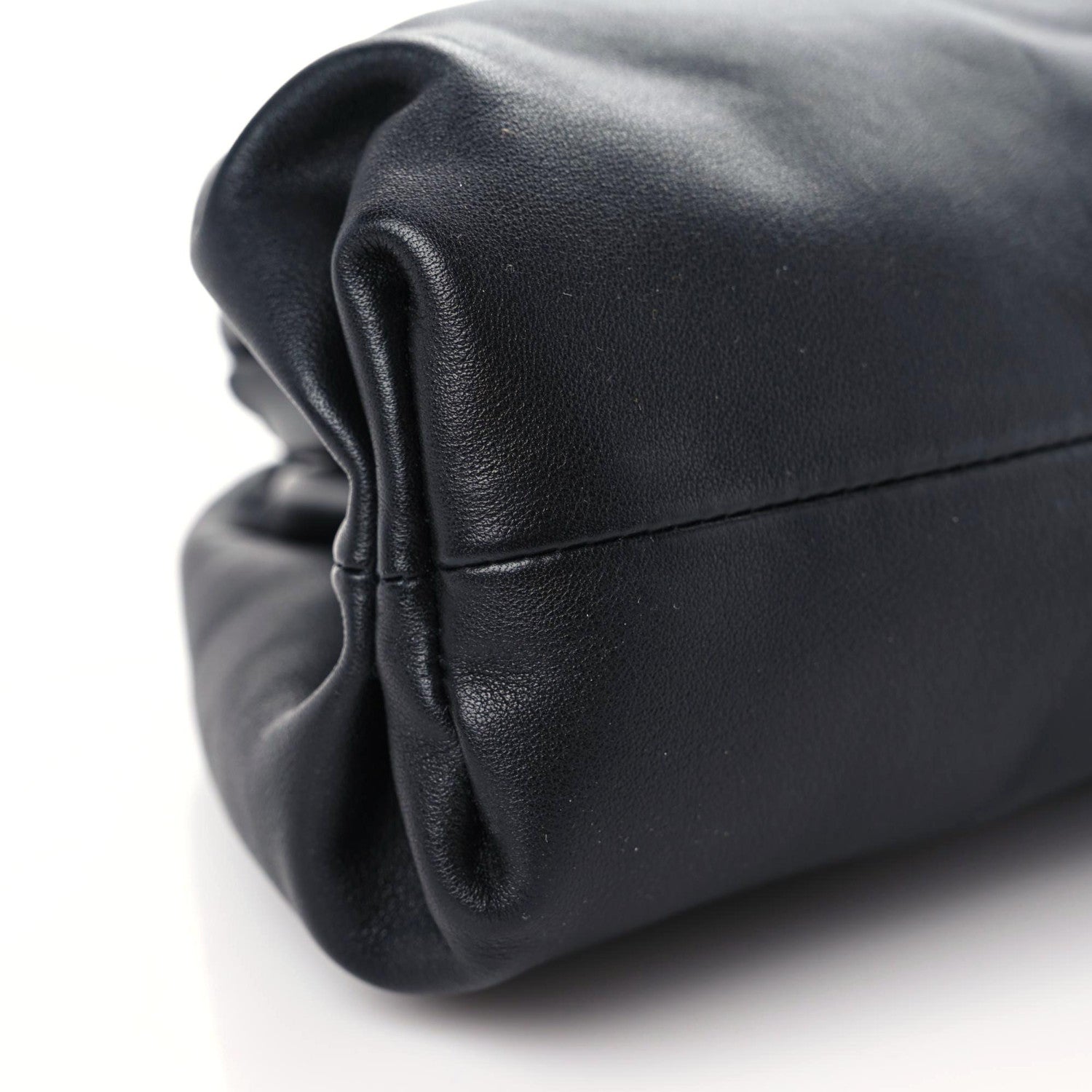 Bottega Veneta Smooth Butter Calf Teen Pouch Black 5 of 8