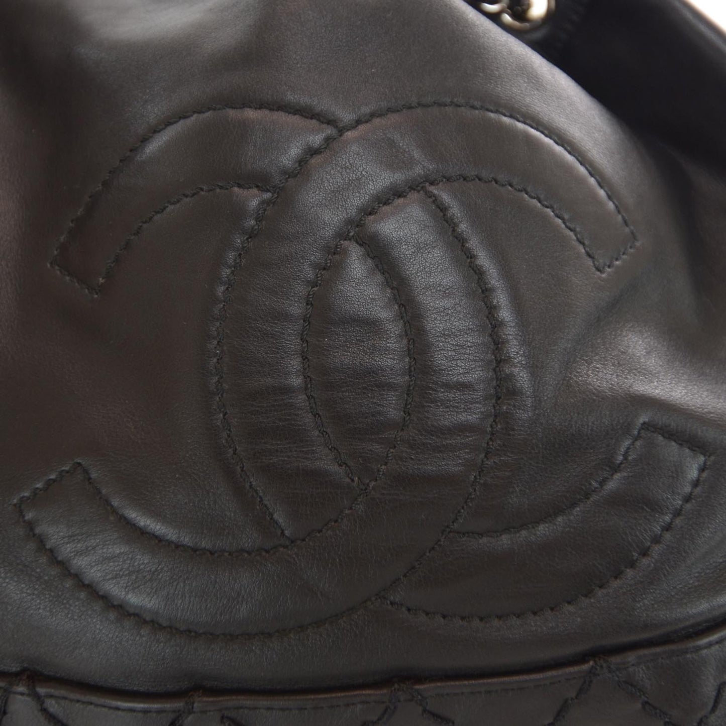 Lambskin Drawstring CC Bucket Bag Black