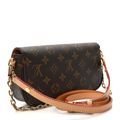 Louis Vuitton Monogram Ivy Wallet On Chain 3 of 10