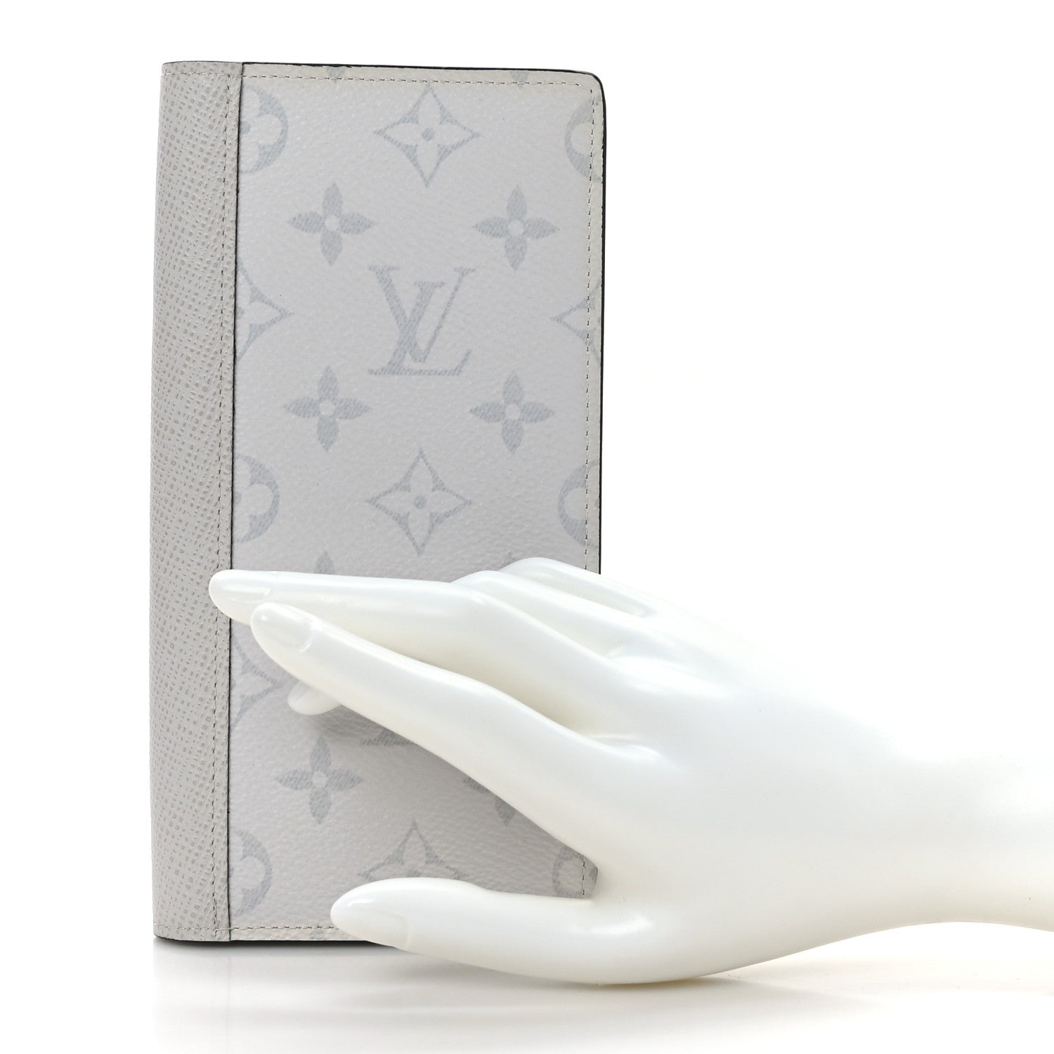 Louis Vuitton Taigarama Brazza Wallet NM Antarctica 2 of 6