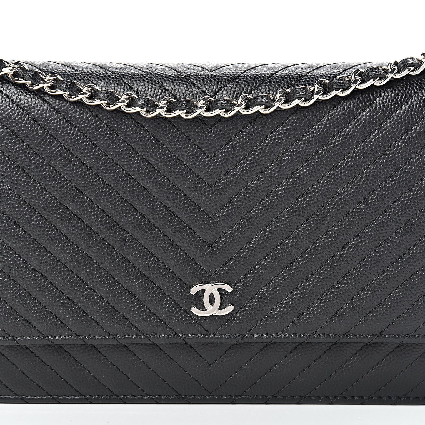 Caviar Chevron Quilted Wallet On Chain WOC Black
