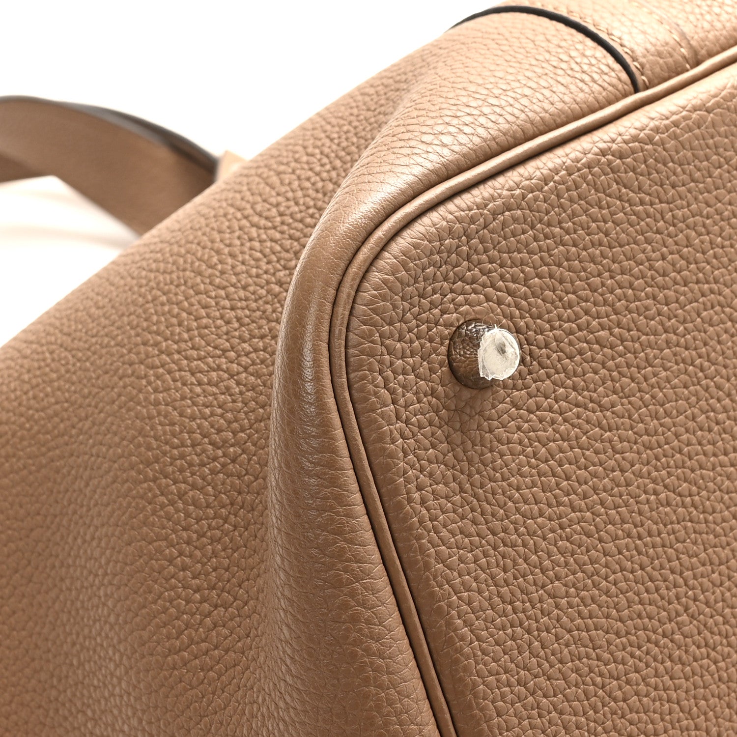 Hermes Taurillon Maurice Picotin Lock 22 MM Beige De Weimar 9 of 12