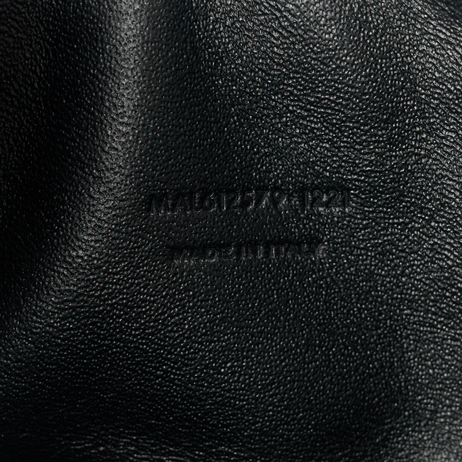Saint Laurent Grain De Poudre Matelasse Monogram Mini Lou Camera Bag Black 7 of 11