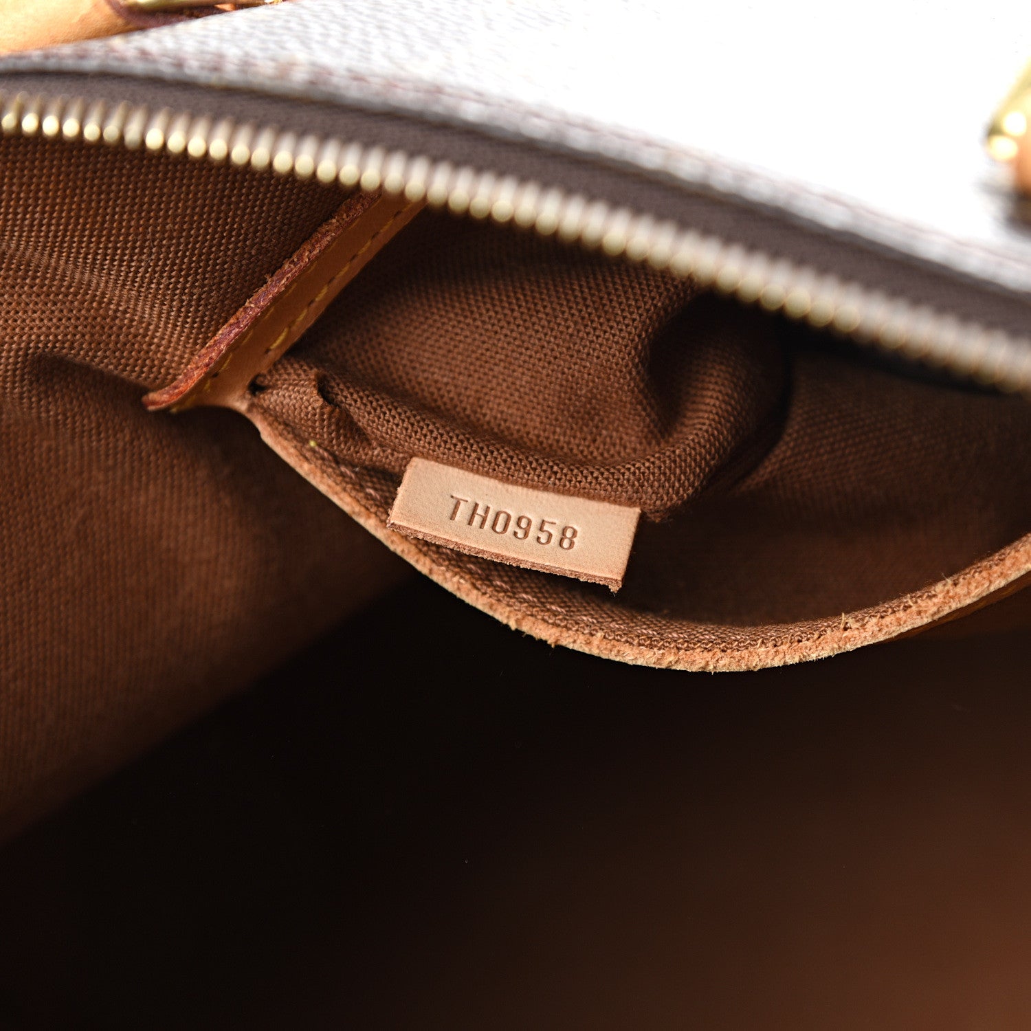 Louis Vuitton Monogram Alma PM 6 of 14