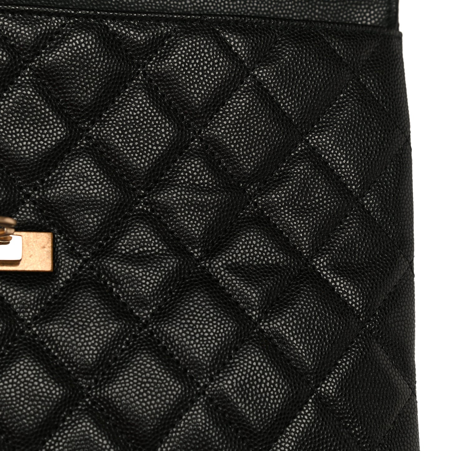 Caviar Quilted Medium Golden Class Pouch Black