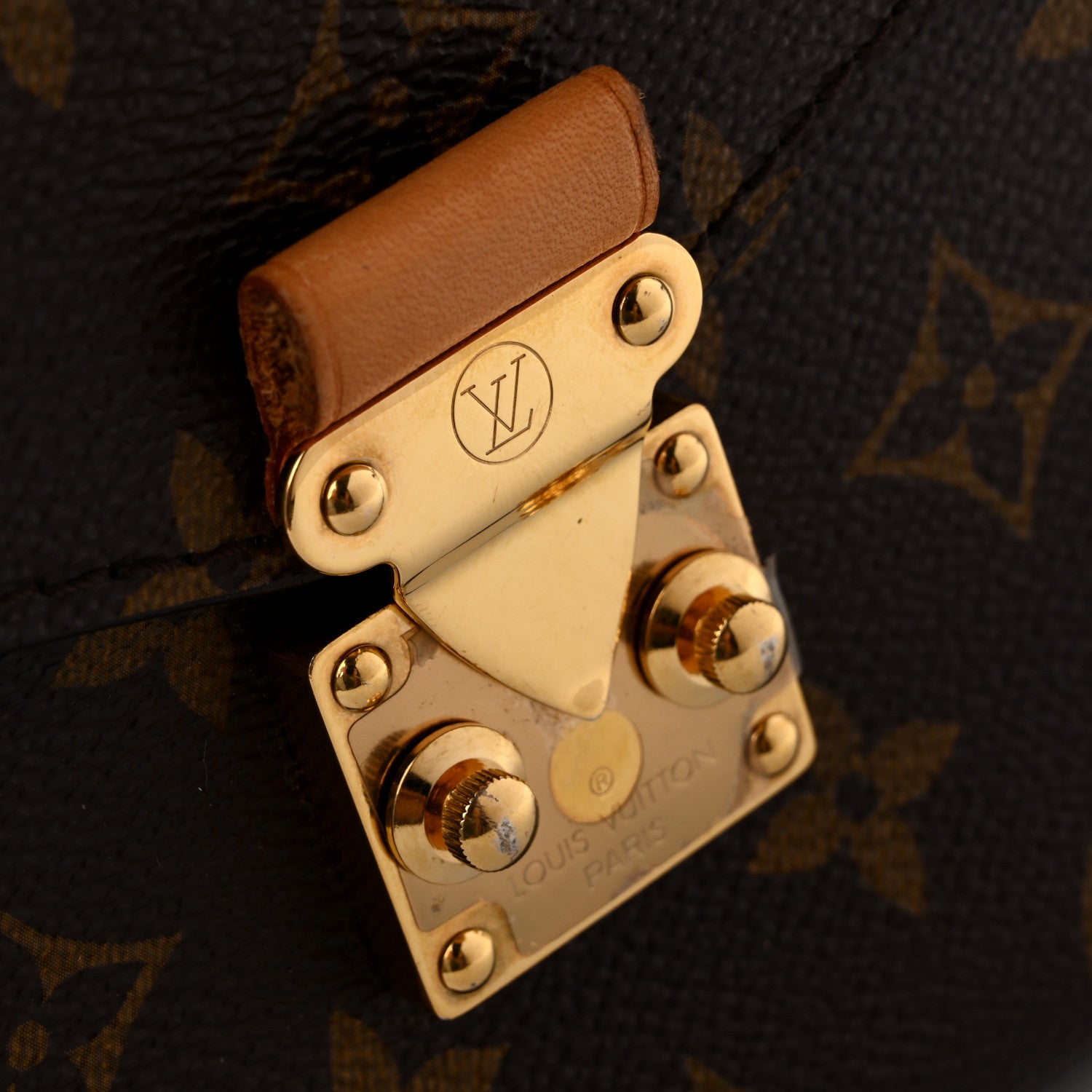 Louis Vuitton Monogram Pochette Metis 13 of 16