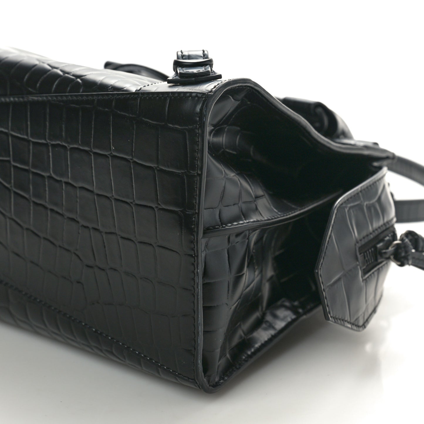 Semi Shiny Calfskin Crocodile Embossed Neo Classic Black Hardware S City Black