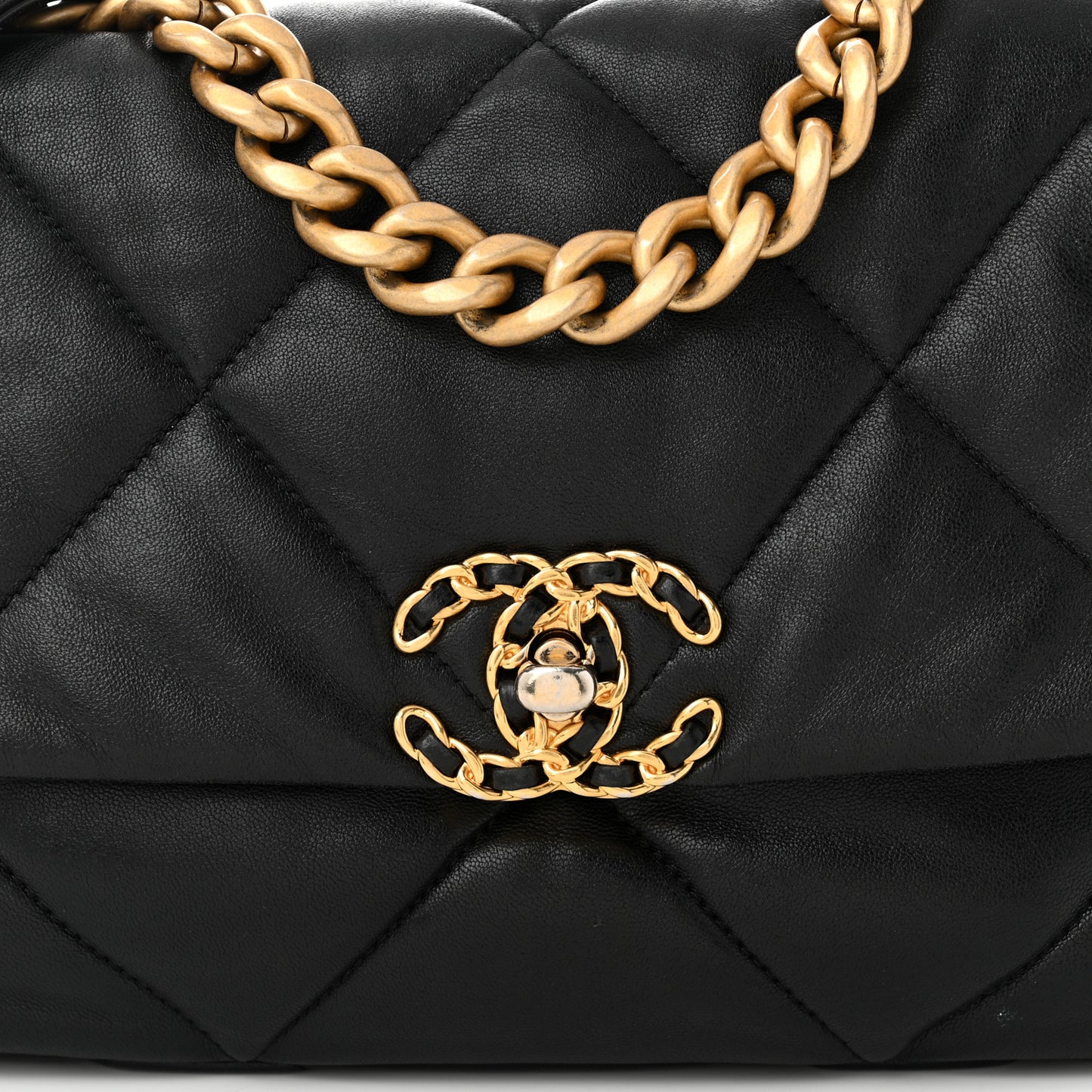 Goatskin Quilted Medium Chanel 19 Flap Black