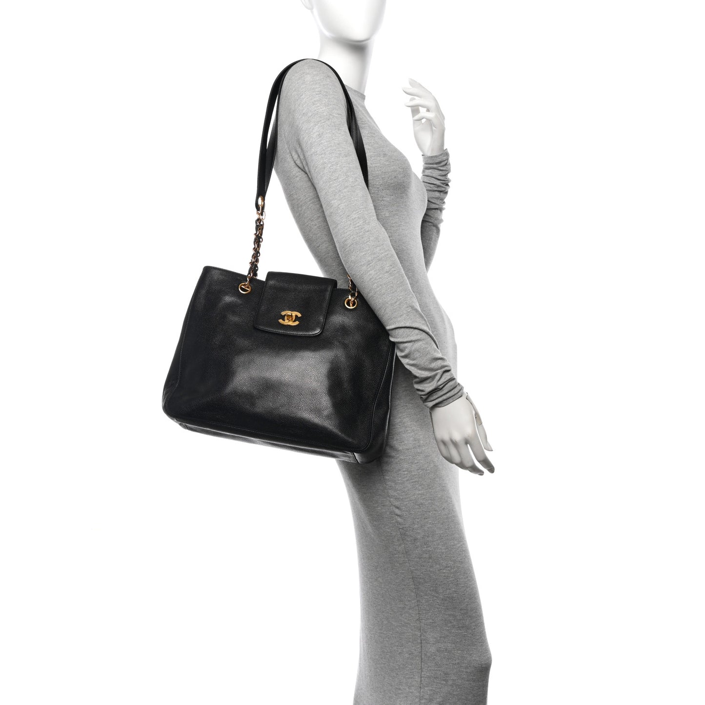Caviar CC Shoulder Bag Black