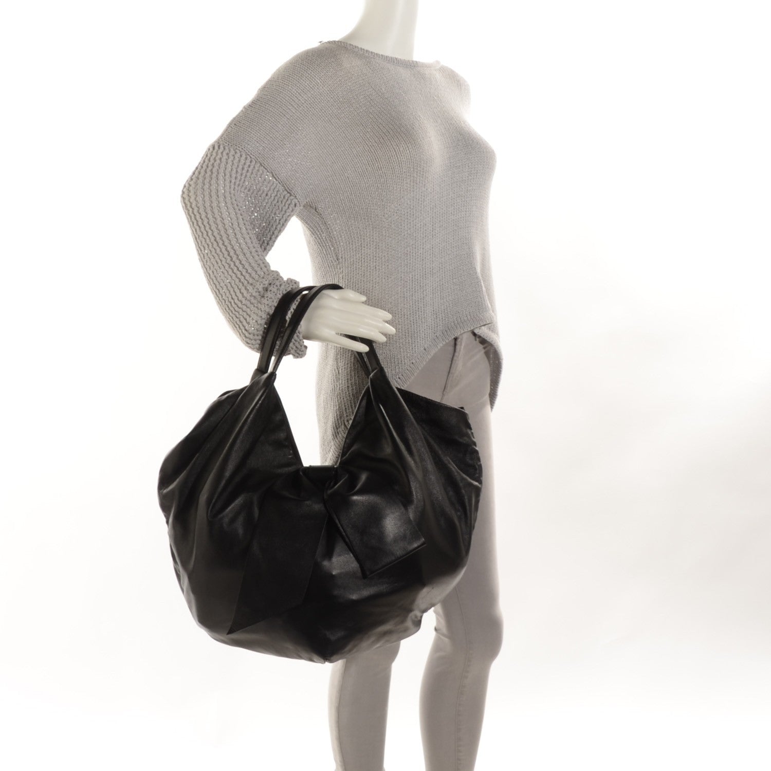 Valentino Garavani Nappa 360 Bow Hobo Black 2 of 8
