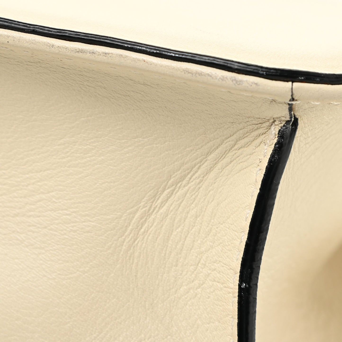 Vitello Medium Glam Lock Rockstud Flap Light Ivory