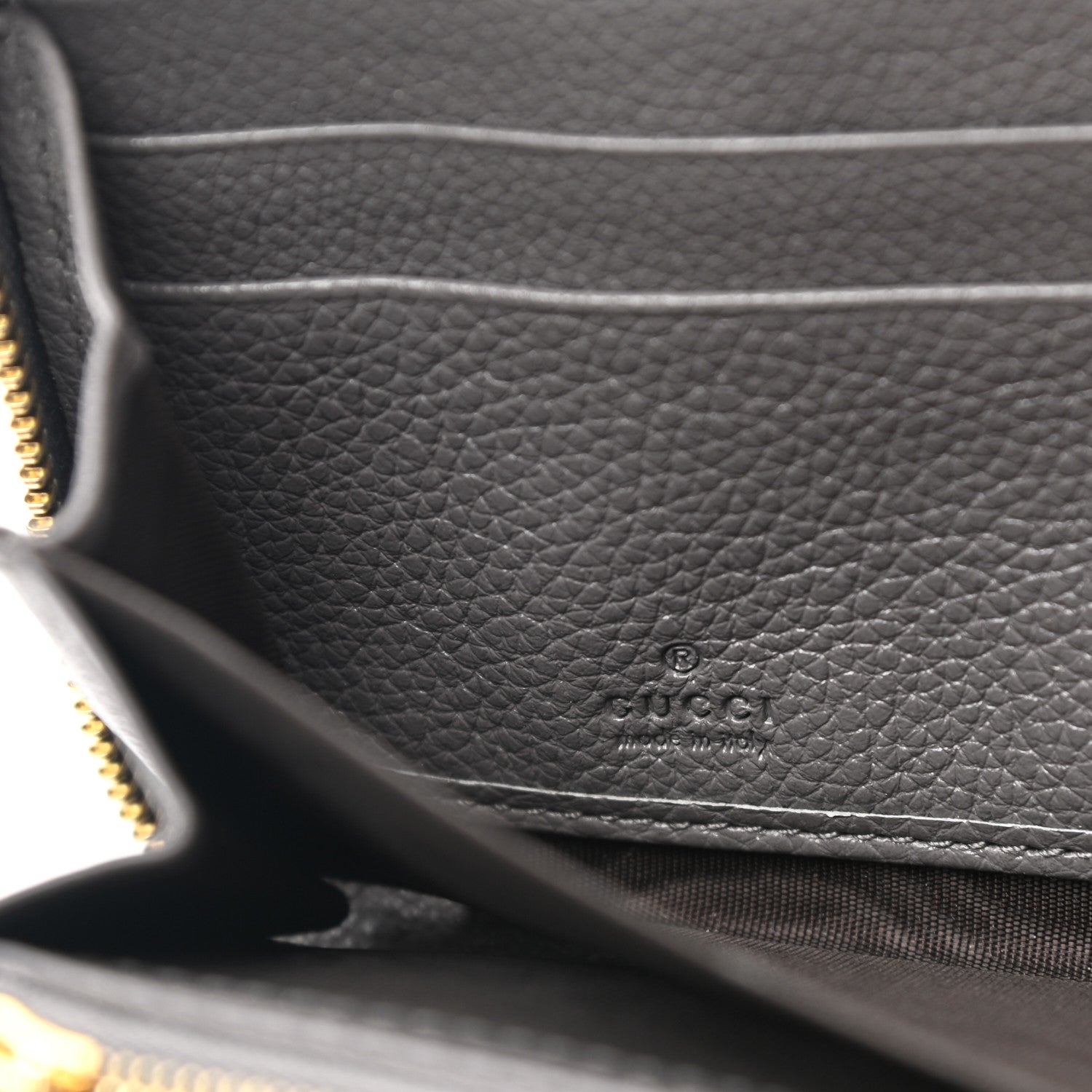 Gucci Grainy Calfskin Zumi Zip Around Wallet Dusty Grey 6 of 8