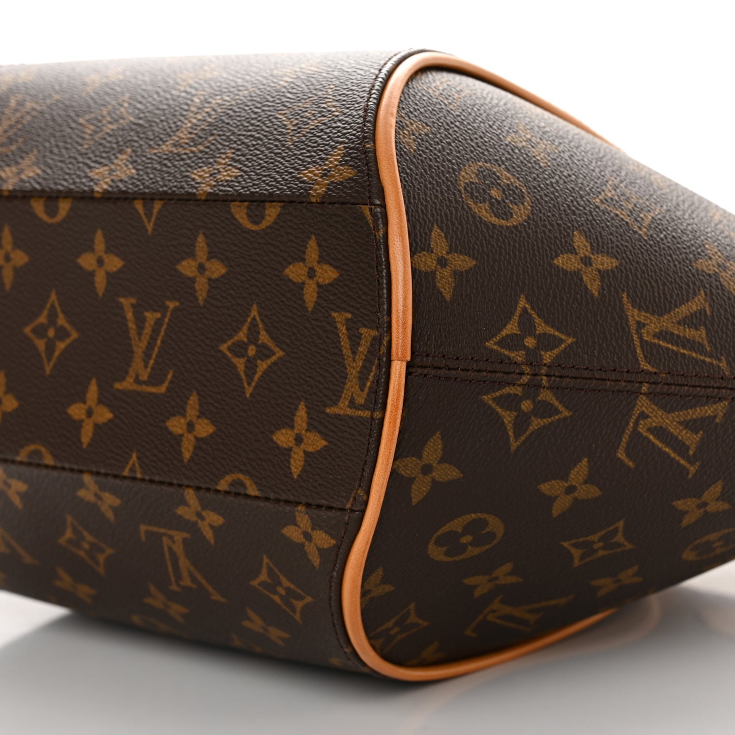 Monogram Ellipse MM