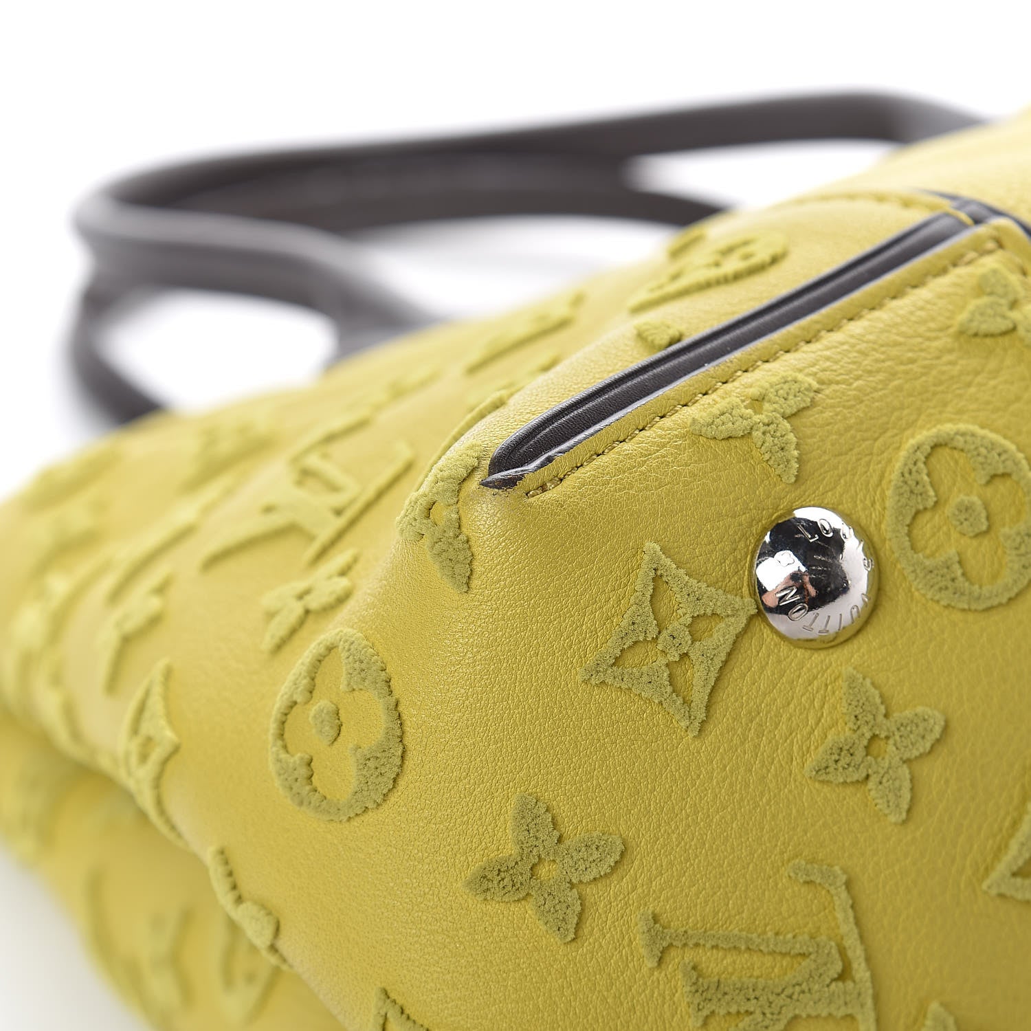 Louis Vuitton Veau Cachemire Tote W PM Pistache 12 of 12