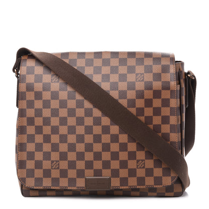 Louis Vuitton Damier Ebene District MM 1 of 9