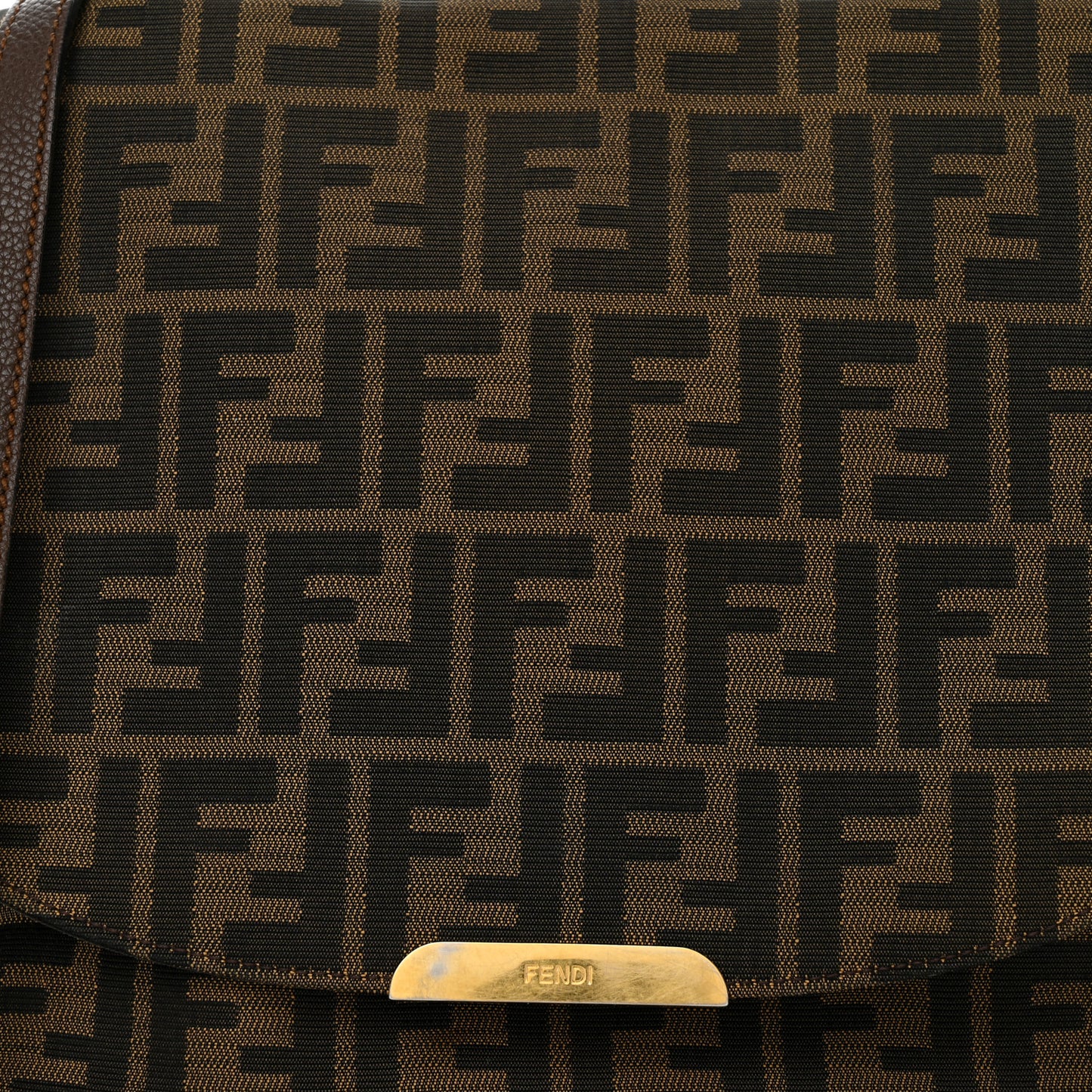 Zucca Vitello Artic Messenger Bag Tobacco Castagna