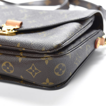 Louis Vuitton Monogram Pochette Metis 13 of 14