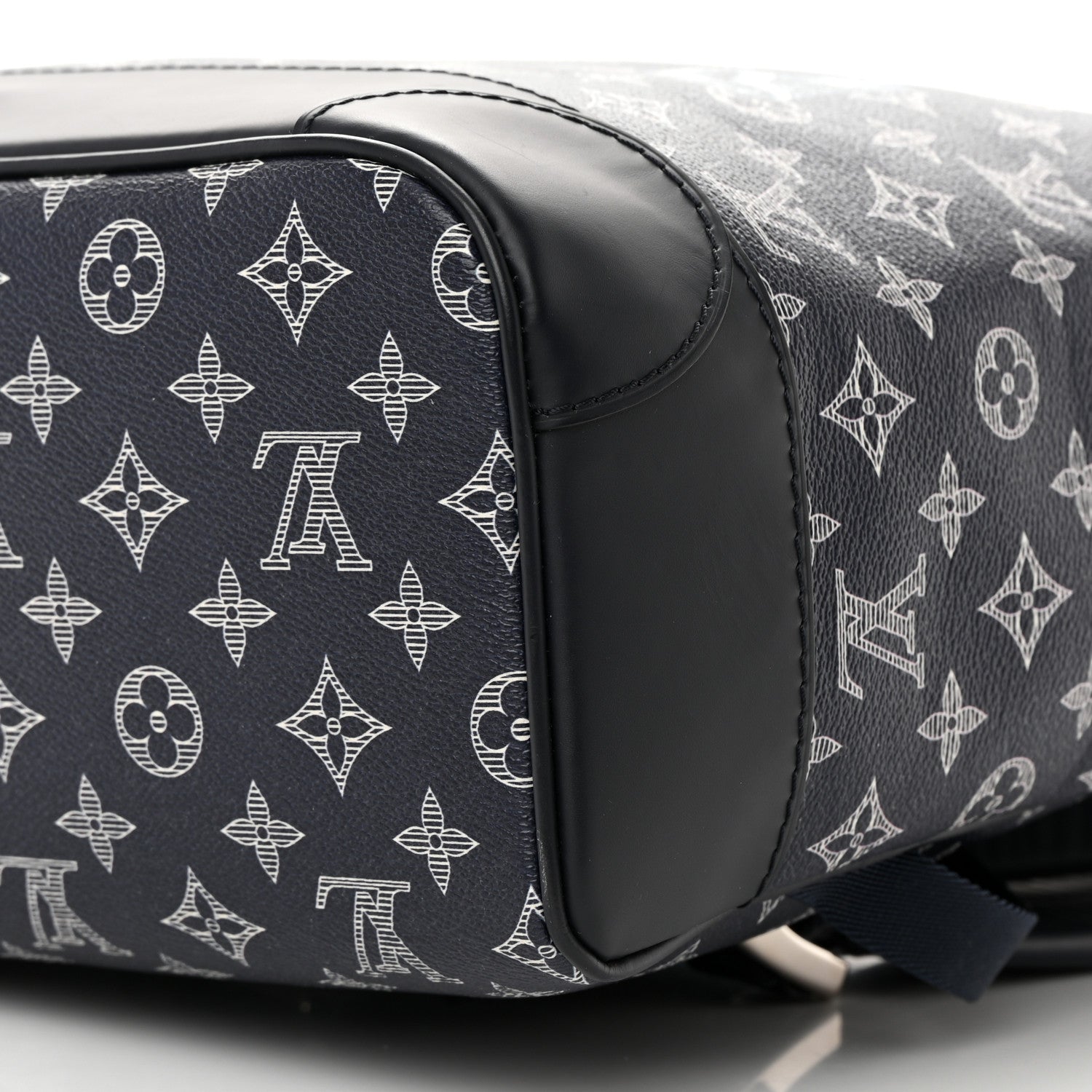 Louis Vuitton Savane Monogram Elephant Chapman Steamer Backpack Encre 10 of 17