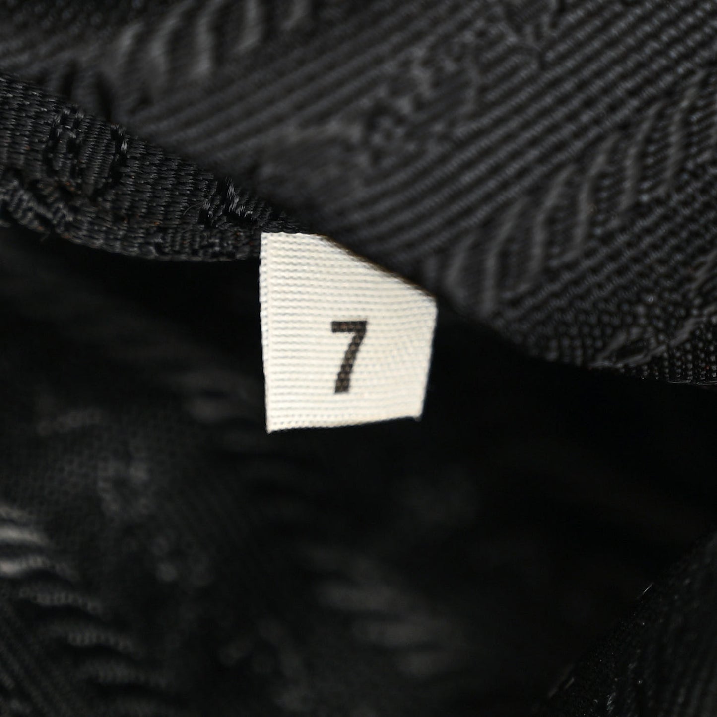 Nylon Tessuto Quilted Shoulder Bag Black