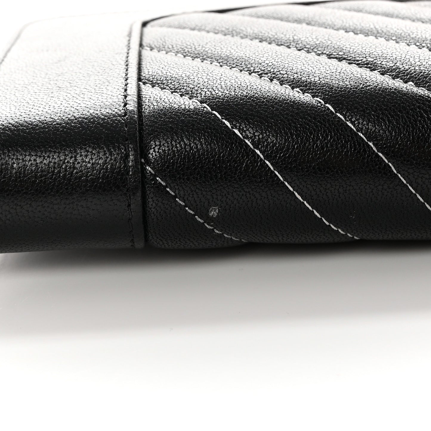 Sheepskin Chevron Quilted Mademoiselle Vintage Zip Around Wallet Black