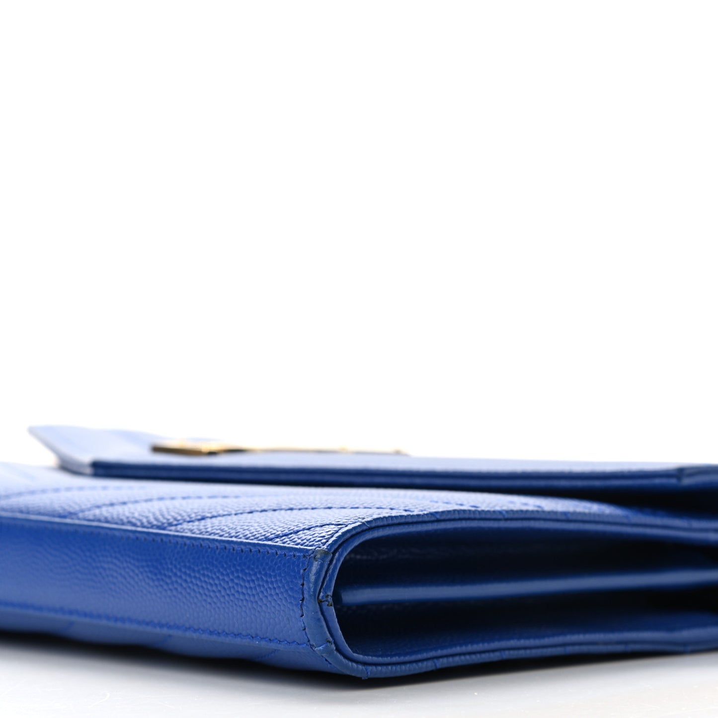 Grain De Poudre Matelasse Chevron Monogram Chain Wallet Blue Majorelle