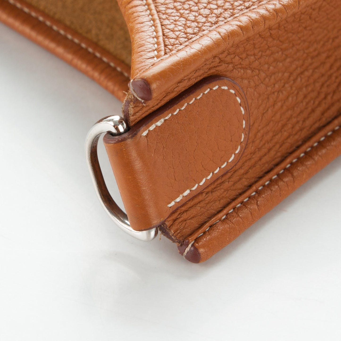 Taurillon Clemence Evelyne III PM Gold