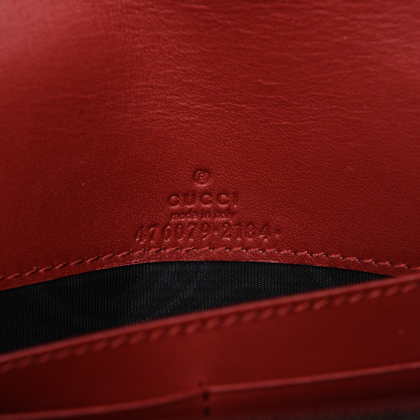 Calfskin Queen Margaret Chain Wallet Blue Agata Hibiscus Red Mystic White