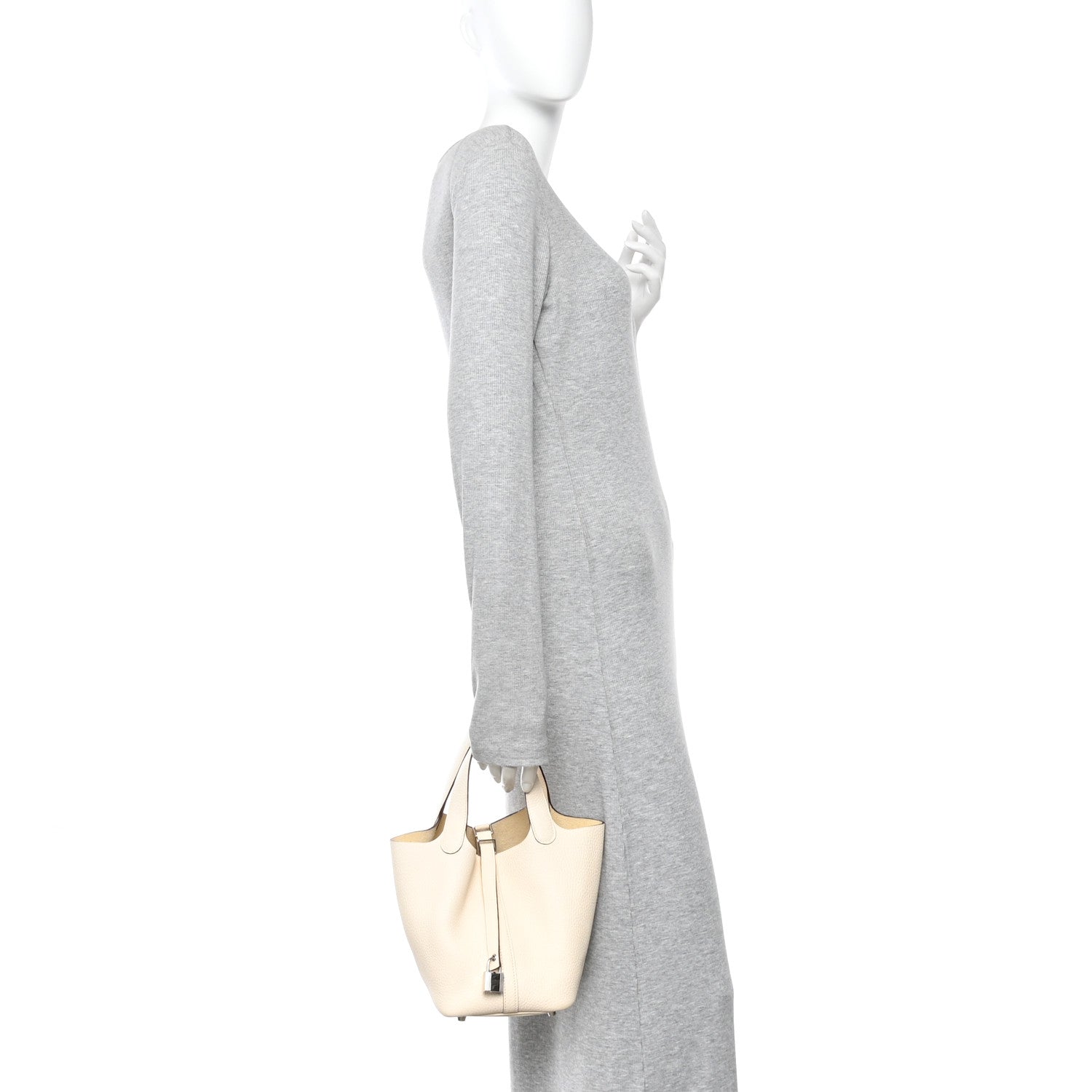 Hermes Taurillon Clemence Picotin Lock Nata 2 of 12