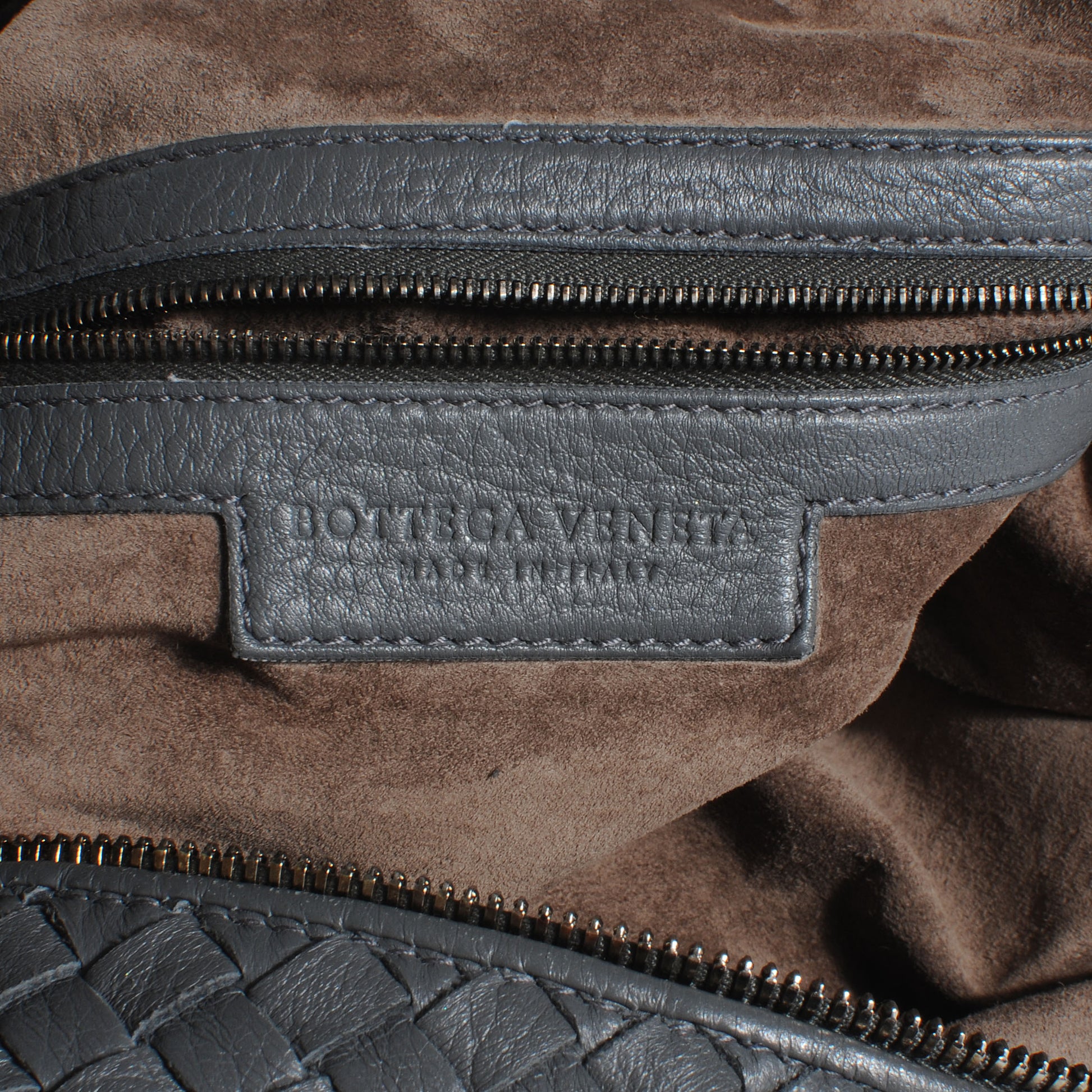 Bottega Veneta Cervo Intrecciato Caiman Shoulder Bag 5 of 10