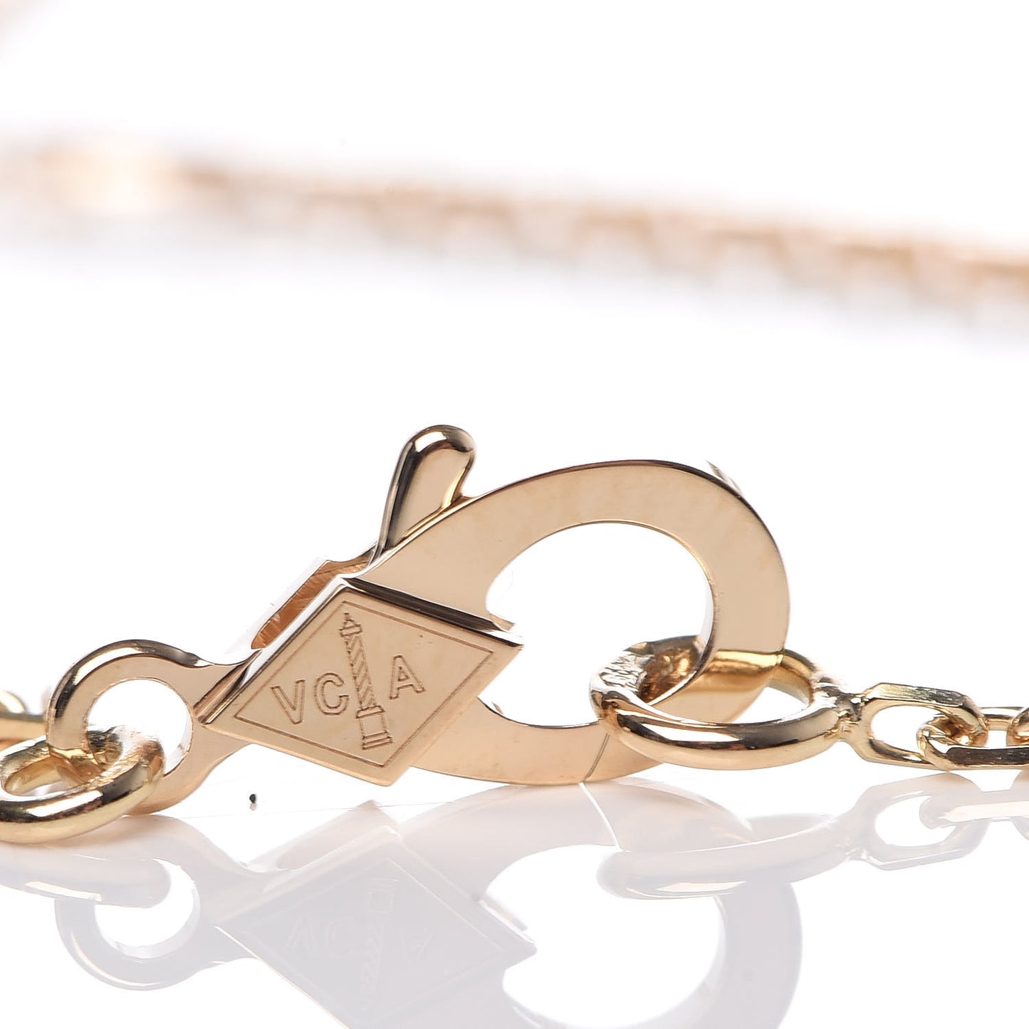 18K Yellow Gold Vintage Alhambra Pendant Necklace